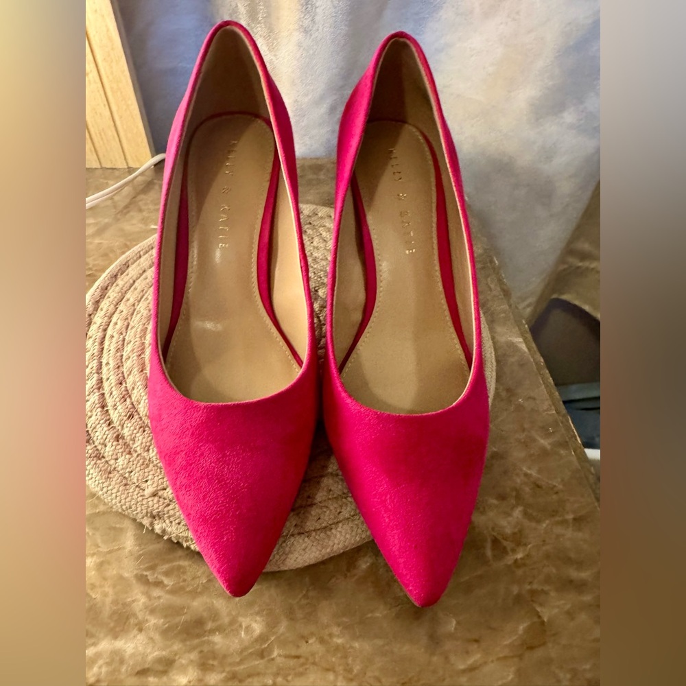 Kelly & Katie Fuchsia Heels